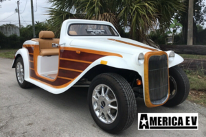 White Woody California Roadster 4 Passenger Golf Cart affordable golf cart rental, golf cart rental fort myers, golf cart gallery