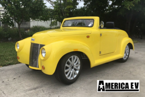 Yellow America EV 39 Roadster 4 Passenger Golf Cart affordable golf cart rental, golf cart rental fort myers, golf cart gallery